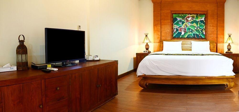 Hastinapura Residence Jimbaran  Exterior photo